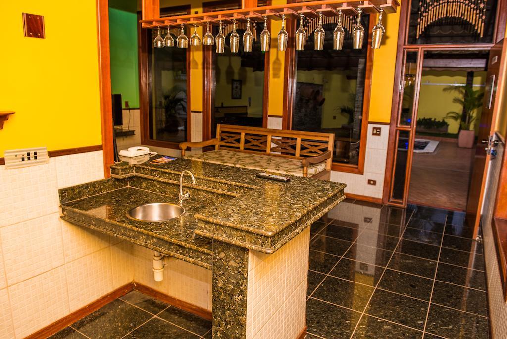 Love hotel Emocoes (adults Only) 3*